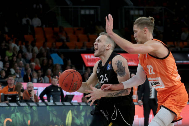 年来持续加 年来持续加